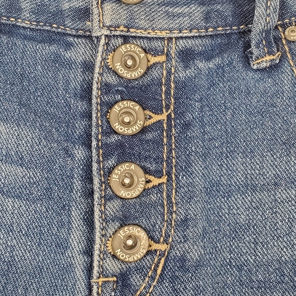 Jessica Simpson Button Fly Cut Off Ranger Shorts - Picture 3 of 7